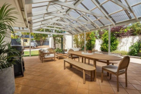 Bayleaf Retreat Family and Pet Friendly Beach Escape